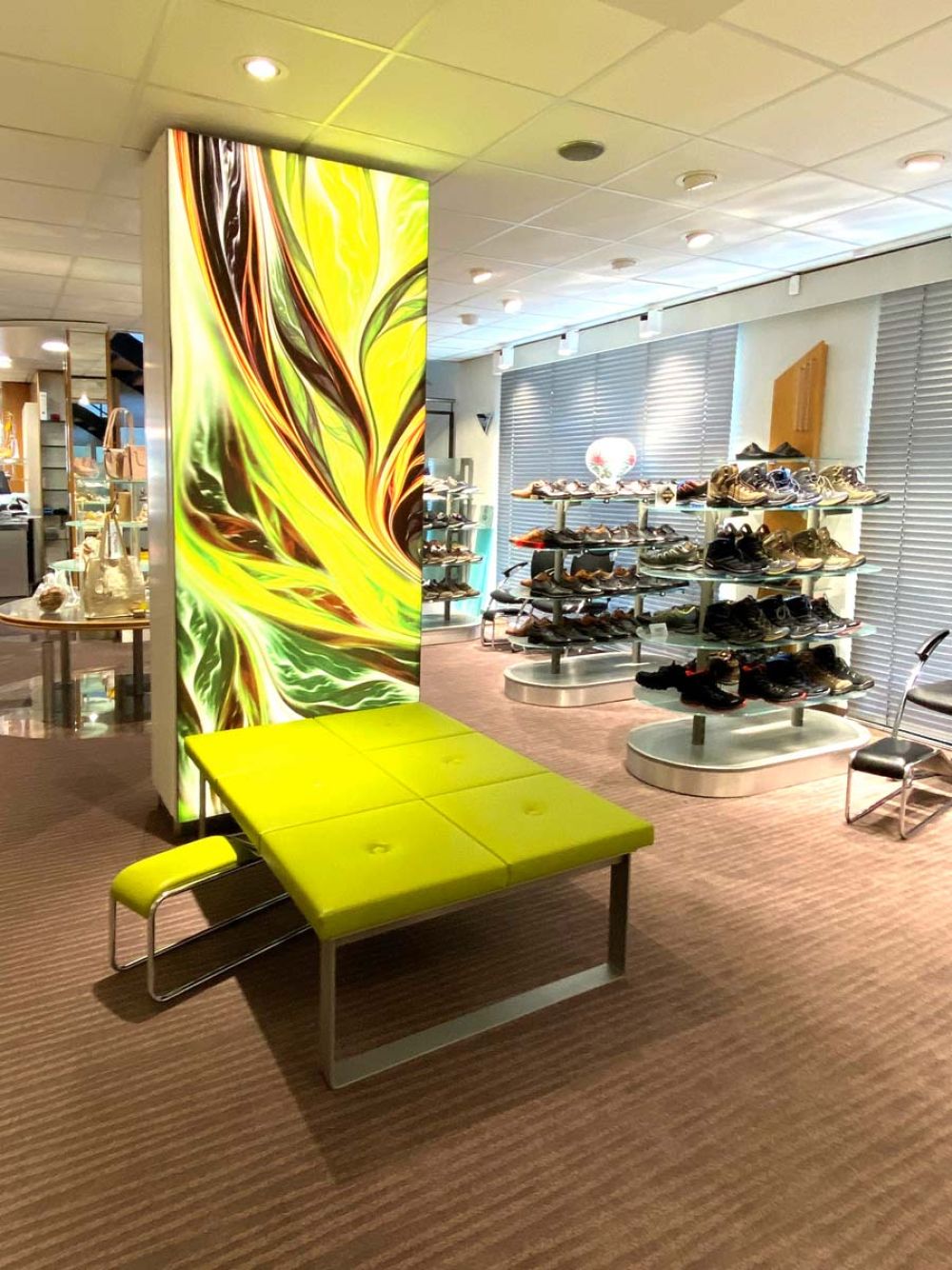 Raumdesign des Verkaufsbereichs.